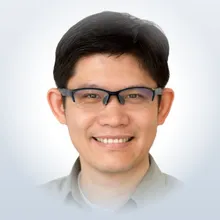 Mr. Samuel Chou — 秘書・董事